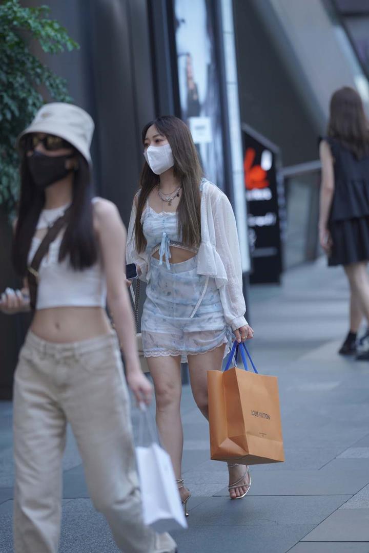 瑜瑾:老司机眼中的顶级白月光,从古典玉女到现代欲女神 2 瑜瑾:老司机眼中的顶级白月光,从古典玉女到现代欲女神