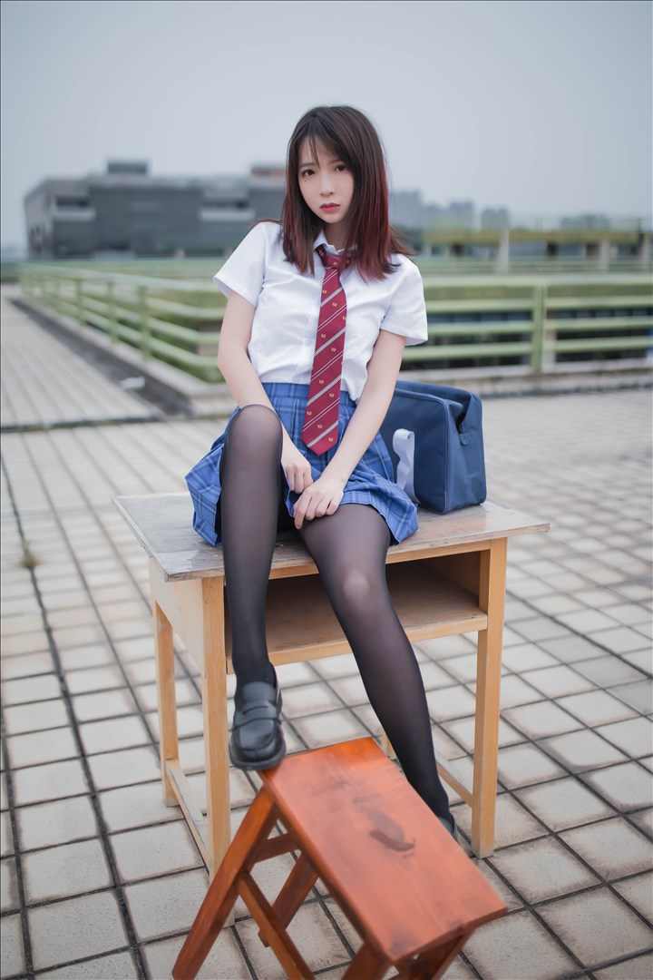 娜娜子yy私购:性感背后的真实故事与圈内潜规则大公开 1 娜娜子yy私购:性感背后的真实故事与圈内潜规则大公开