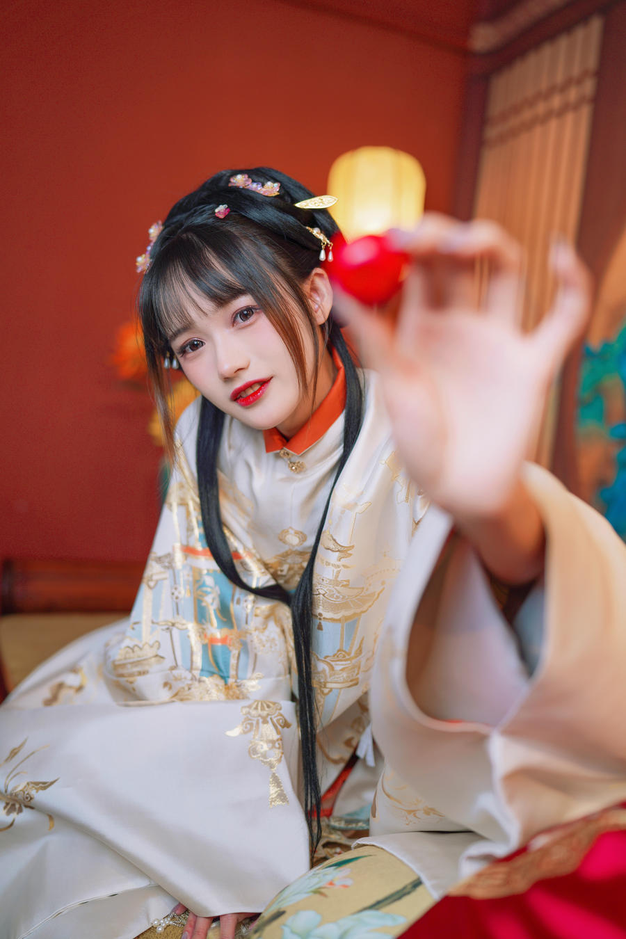 喜多川海梦:动漫女神到Cosplay圈的性感传奇 2 喜多川海梦:动漫女神到Cosplay圈的性感传奇