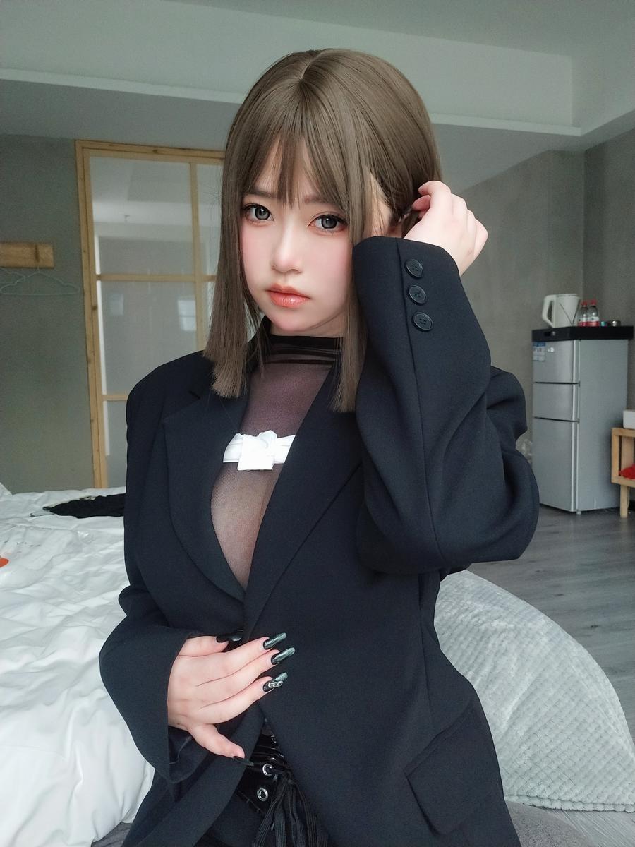 她们印象:当代女性如何在网络世界重新定义自我形象 4 她们印象:当代女性如何在网络世界重新定义自我形象
