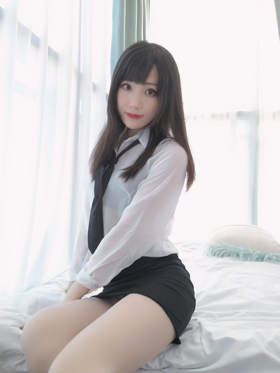 鹿八岁baby牧畜计划:大胆写真背后的次元盛宴与破圈探索 2 鹿八岁baby牧畜计划:大胆写真背后的次元盛宴与破圈探索