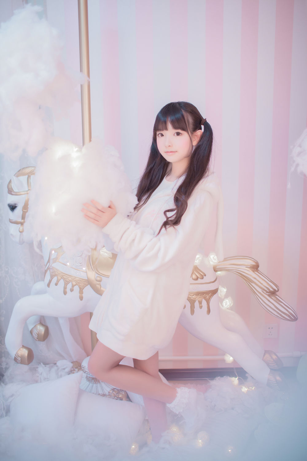 白莉爱吃巧克力摄影师:可可色的少女心·甜到心尖的摄影传奇 4 白莉爱吃巧克力摄影师:可可色的少女心·甜到心尖的摄影传奇