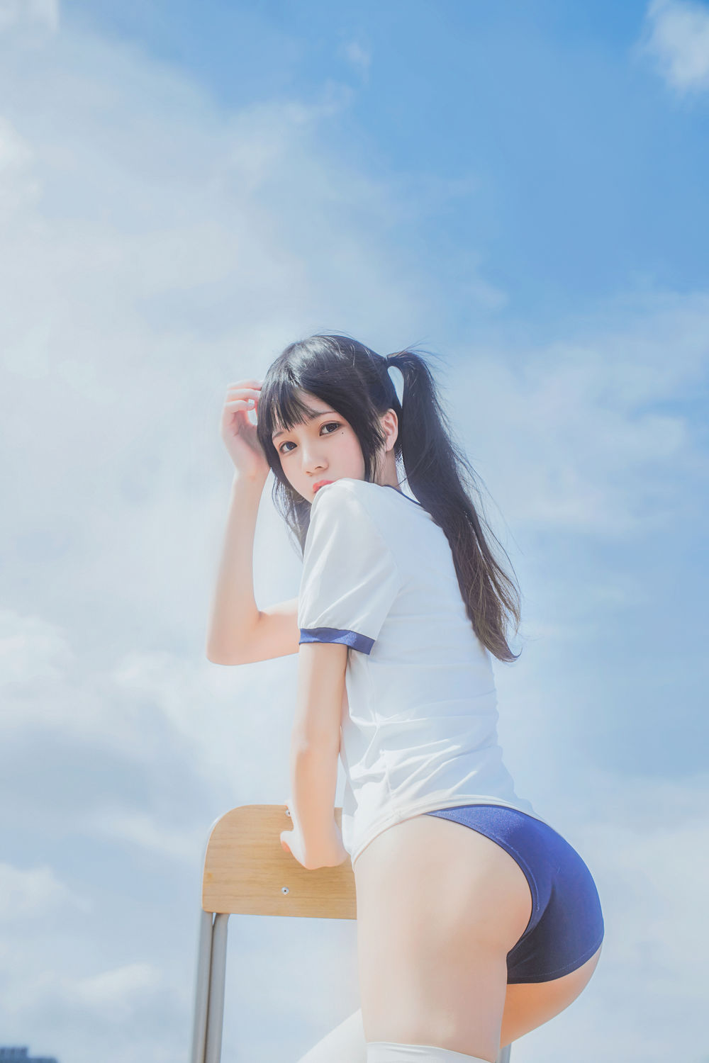 あまつ様 タイツ:美腿诱惑,无法抗拒的2.5次元魔力揭秘 3 あまつ様 タイツ:美腿诱惑,无法抗拒的2.5次元魔力揭秘