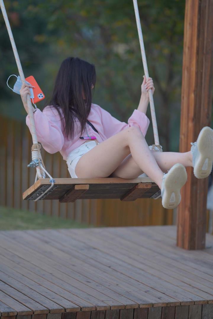 微密圈沈汝凡:娃娃脸反差女王的诱惑世界,粉丝们快来围观她的火辣cosplay日常! 3 微密圈沈汝凡:娃娃脸反差女王的诱惑世界,粉丝们快来围观她的火辣cosplay日常!