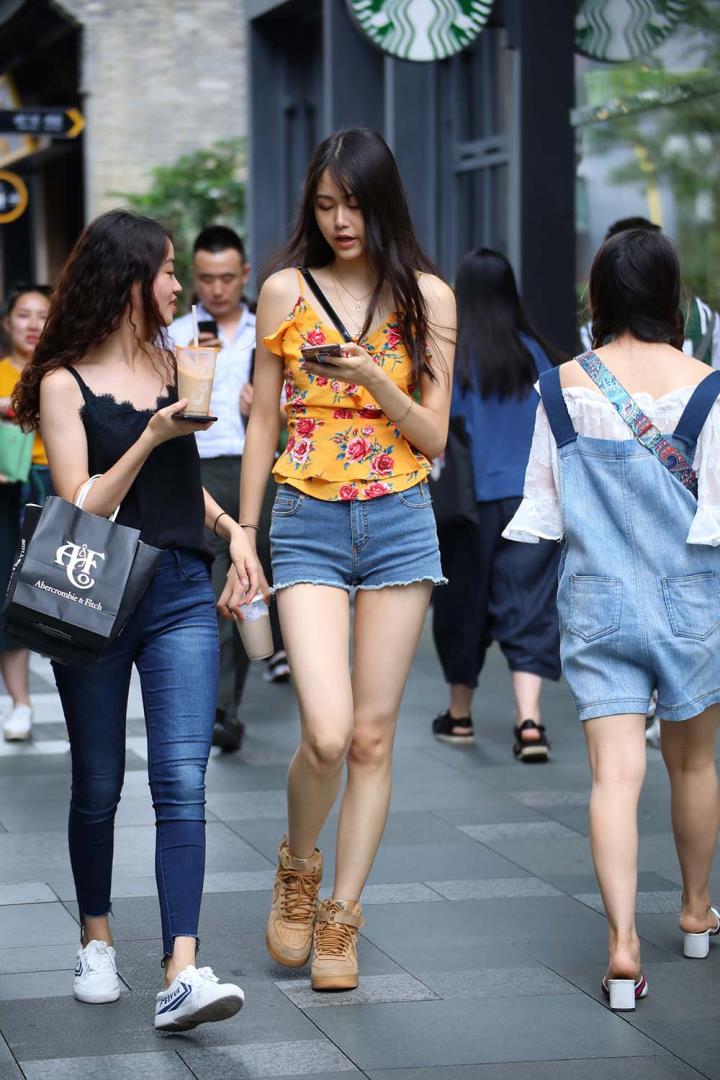 甜美暴击!糖果果candy照片高清写真全网深度盘点,真实COS博主档案大揭秘 5 甜美暴击!糖果果candy照片高清写真全网深度盘点,真实COS博主档案大揭秘