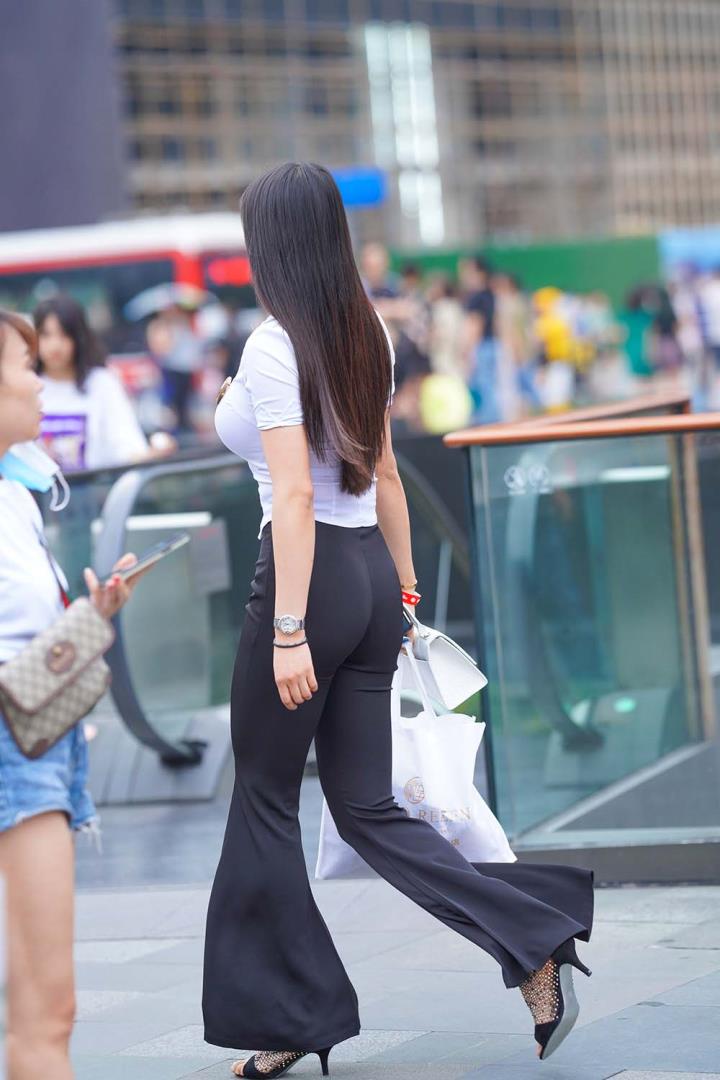 果咩酱:揭秘这位纯欲系COS女神的魅力与写真资源合集 5 果咩酱:揭秘这位纯欲系COS女神的魅力与写真资源合集