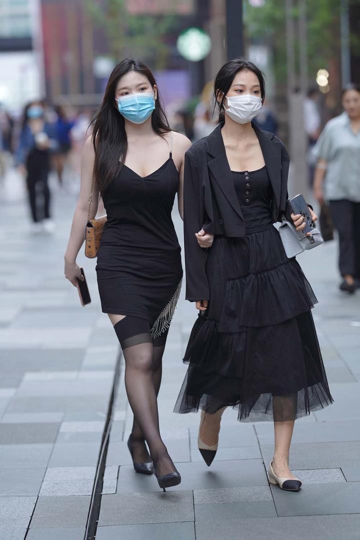 微密圈飞飞以飞飞:性感与梦幻并存的Cos女王,带你走进她的私人领域 5 微密圈飞飞以飞飞:性感与梦幻并存的Cos女王,带你走进她的私人领域