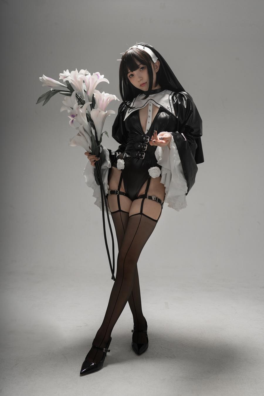 超辣的林一:从浙江小城到网红女神的华丽蜕变之路 3 超辣的林一:从浙江小城到网红女神的华丽蜕变之路