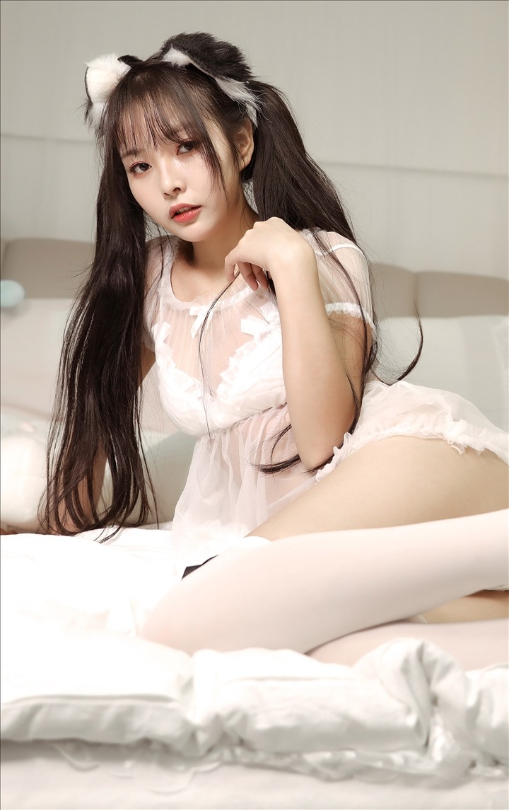 苏嫣嫣阿姨cos:广东小姐姐的颜值炸裂与角色变身奇迹 4 苏嫣嫣阿姨cos:广东小姐姐的颜值炸裂与角色变身奇迹