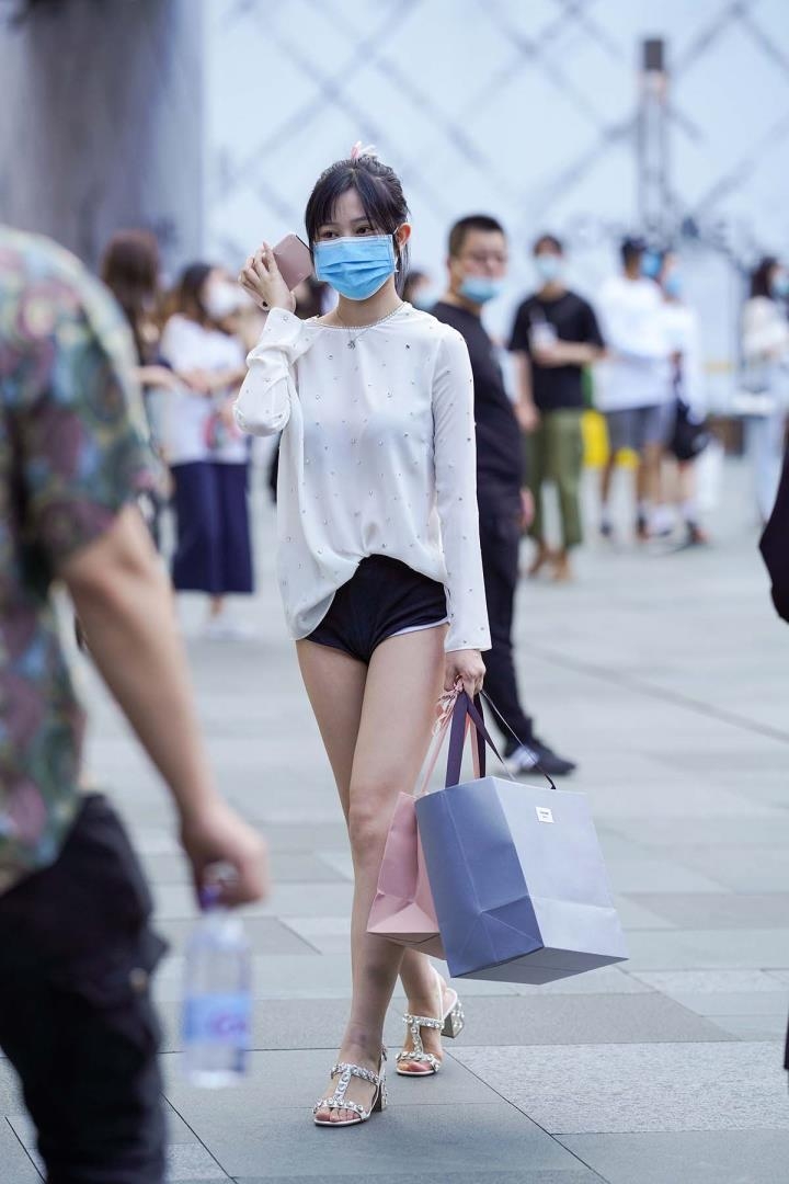揭秘微密圈桃沢樱呀的致命诱惑:从cosplay女王到你的私密幻想 4 揭秘微密圈桃沢樱呀的致命诱惑:从cosplay女王到你的私密幻想