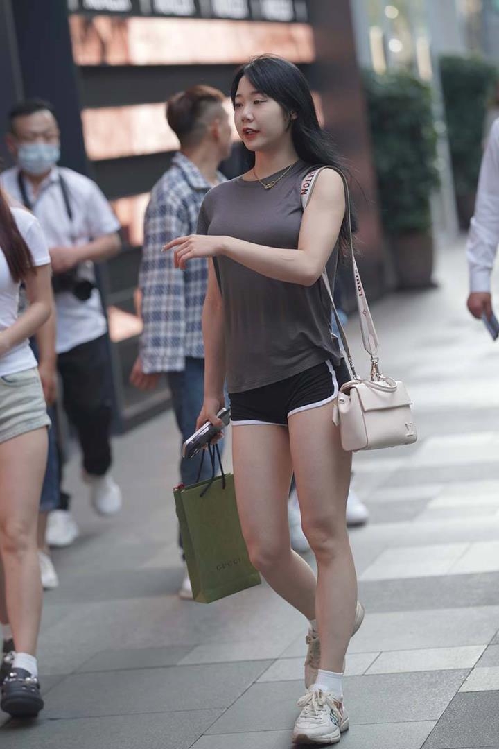 桃脱了:爆甜滋味全面引爆!丝足美腿创新搭配指南,微密圈手把手带你秒变网红味觉达人 4 桃脱了:爆甜滋味全面引爆!丝足美腿创新搭配指南,微密圈手把手带你秒变网红味觉达人