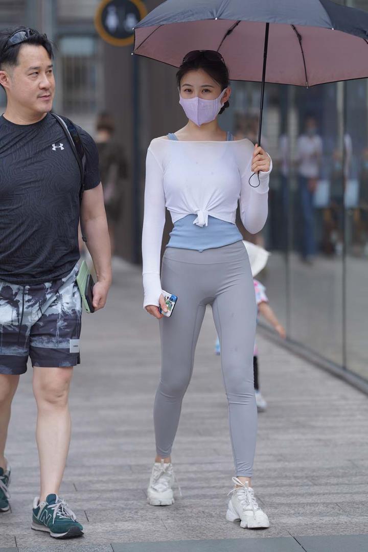 微密圈粉色的猪:揭秘那位让你心痒难耐的粉萌女神 4 微密圈粉色的猪:揭秘那位让你心痒难耐的粉萌女神