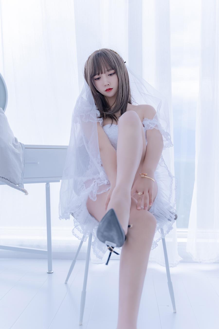 揭秘微密圈安泥私密世界:甜美coser的诱惑日常 12 揭秘微密圈安泥私密世界:甜美coser的诱惑日常