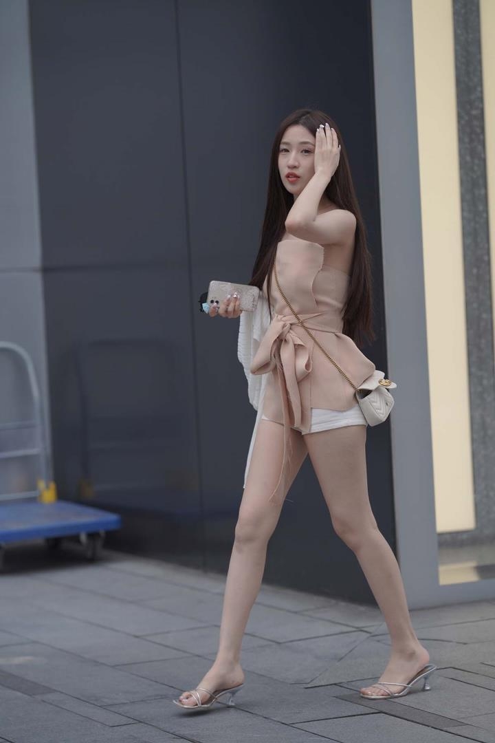 草莓粥粥舰长图:超次元女神的甜欲翻转之旅 9 草莓粥粥舰长图:超次元女神的甜欲翻转之旅