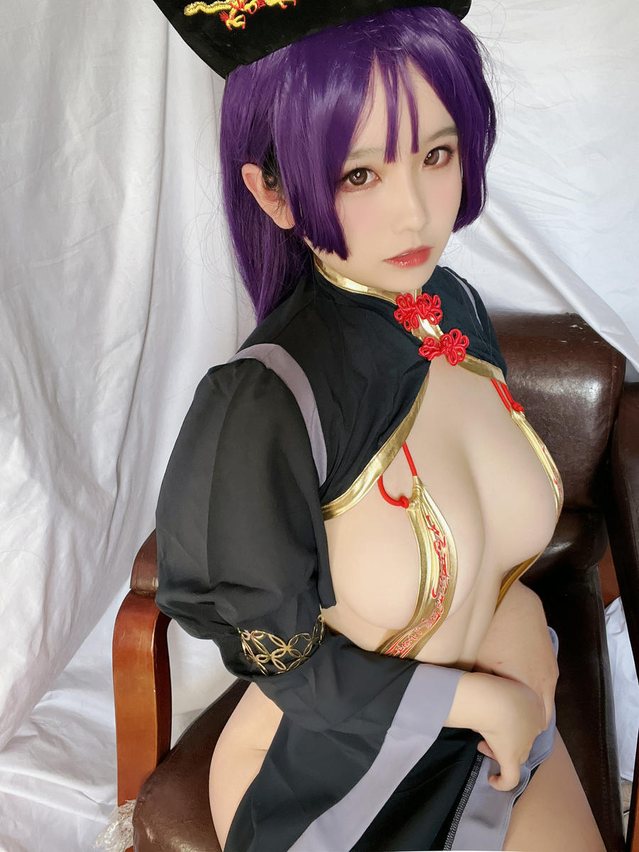 白莉爱吃巧克力外网图热潮:甜辣本色,摄影师劲爆幕后全揭秘 5 白莉爱吃巧克力外网图热潮:甜辣本色,摄影师劲爆幕后全揭秘