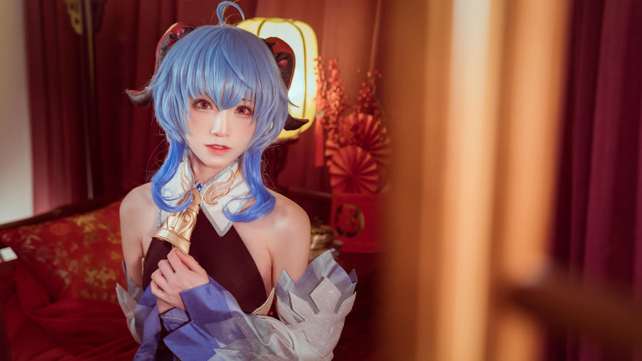 天气妞x初音未来旗袍:二次元旗袍诱惑,颜值与气场的极限碰撞 5 天气妞x初音未来旗袍:二次元旗袍诱惑,颜值与气场的极限碰撞