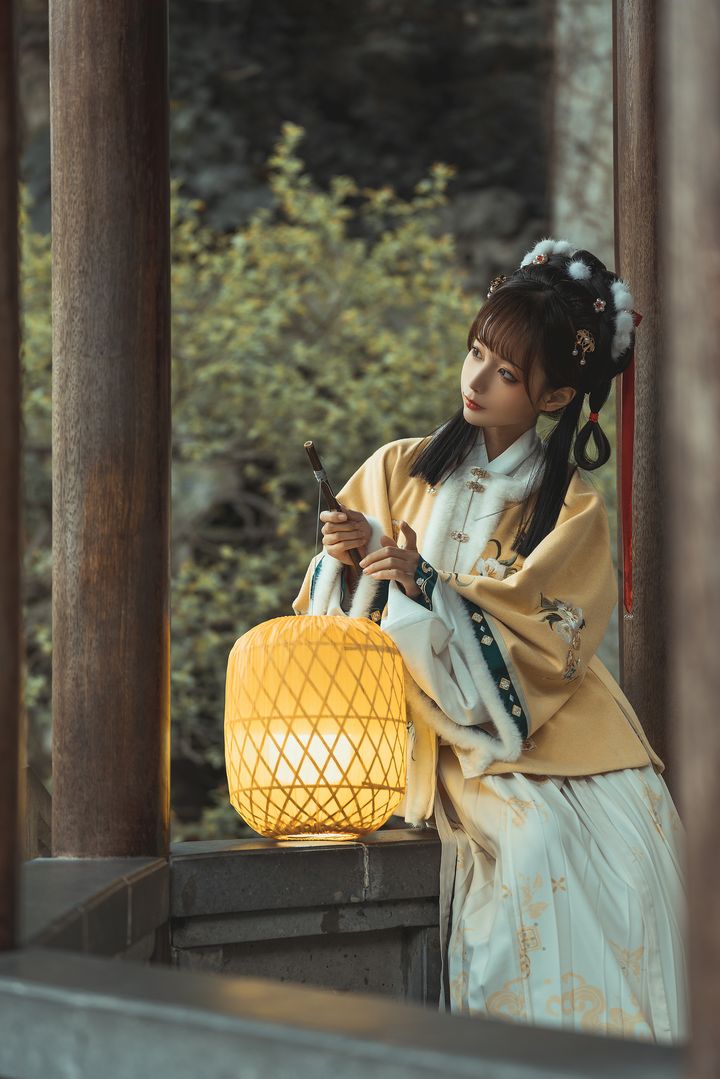微密圈小逗逗:性感COS女王的私密诱惑世界 2 微密圈小逗逗:性感COS女王的私密诱惑世界