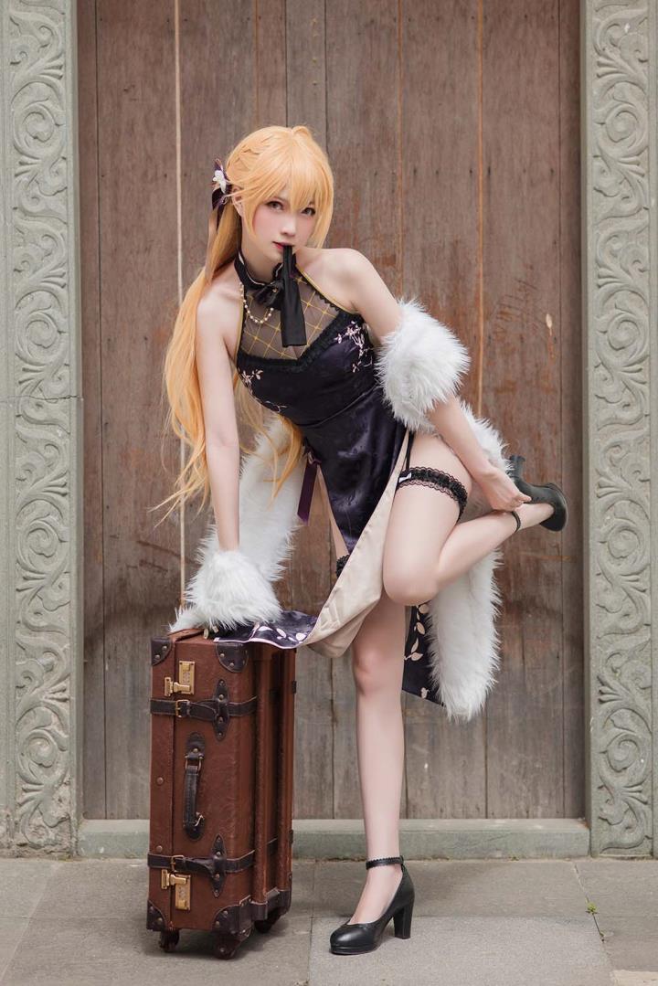 妖少you1:二次元世界的绝美化身,用才华征服31万粉丝的cosplay女神 4 妖少you1:二次元世界的绝美化身,用才华征服31万粉丝的cosplay女神