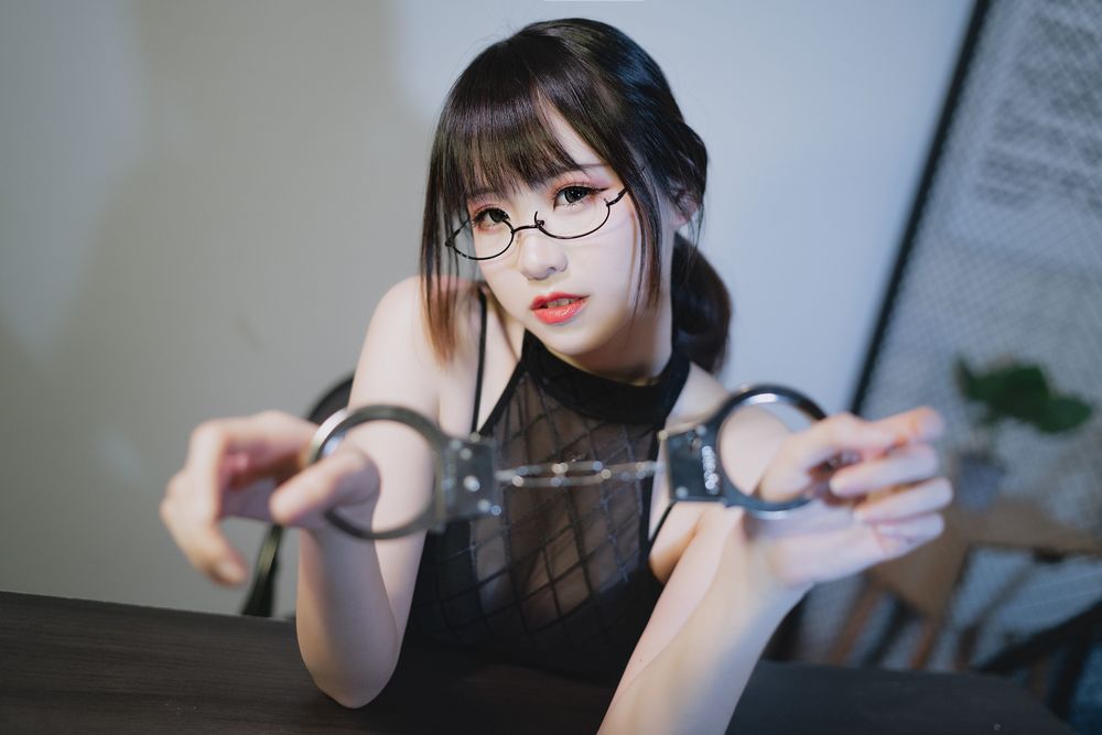 珍吱妙妙mio:真实少女的二次元圈人生冒险指南! 1 珍吱妙妙mio:真实少女的二次元圈人生冒险指南!